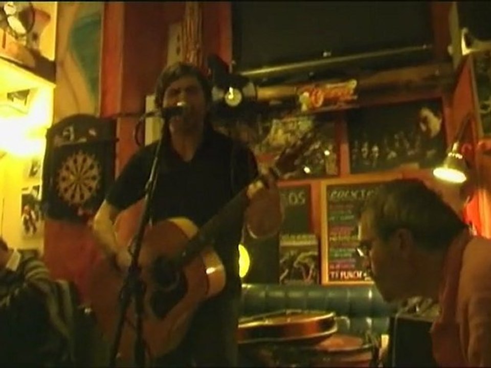 Personal Jesus (Johnny Cash) @ Bizart Cafe (2010-12-22)