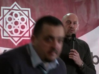 Alain Soral agressé par des musulmans en colère !