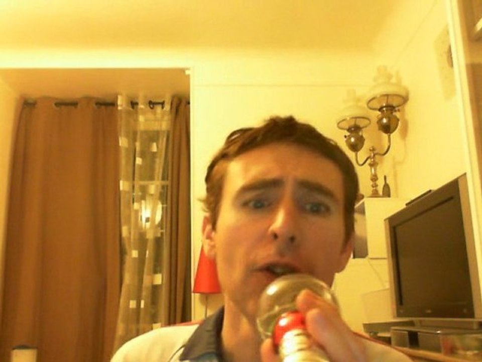 Wiwi égratigne "n'importe quoi" d'Eric Lapointe