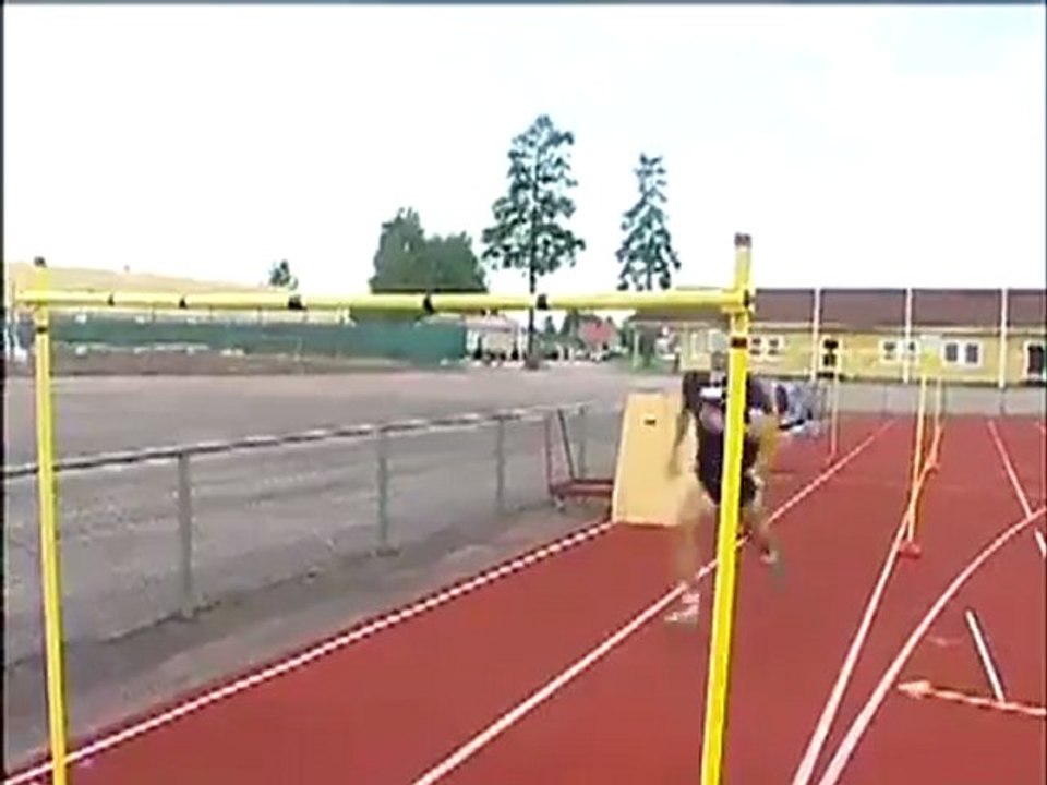 La corsa ad ostacoli dell'uomo canguro