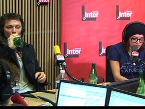 Raphaël et Emma de Caunes