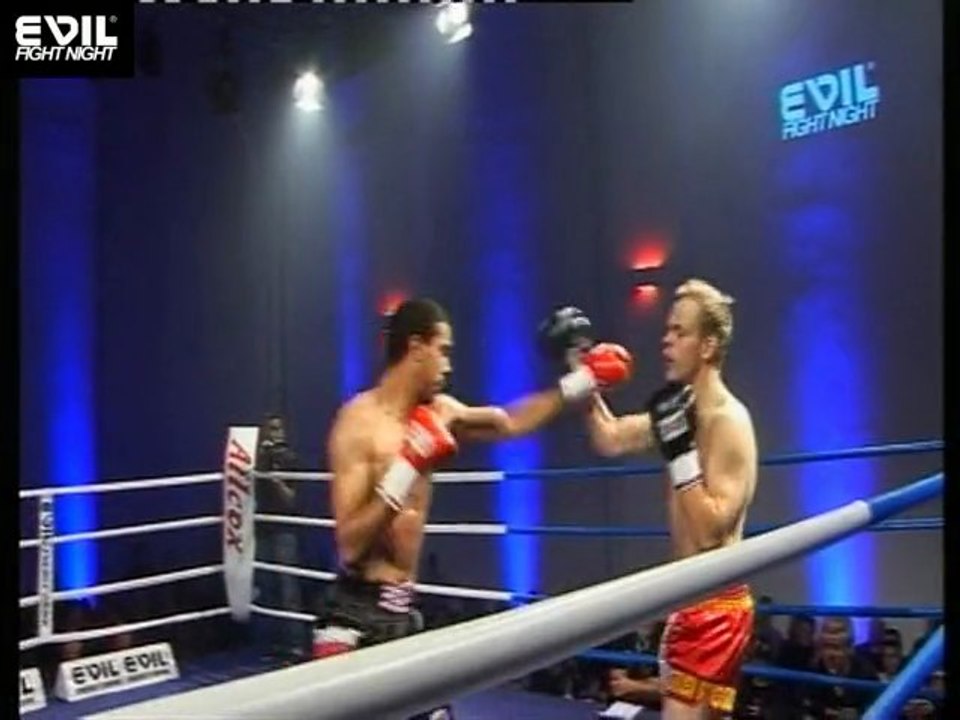 Efn1 - fight 01: yassin al amin vs. nicolej sherling