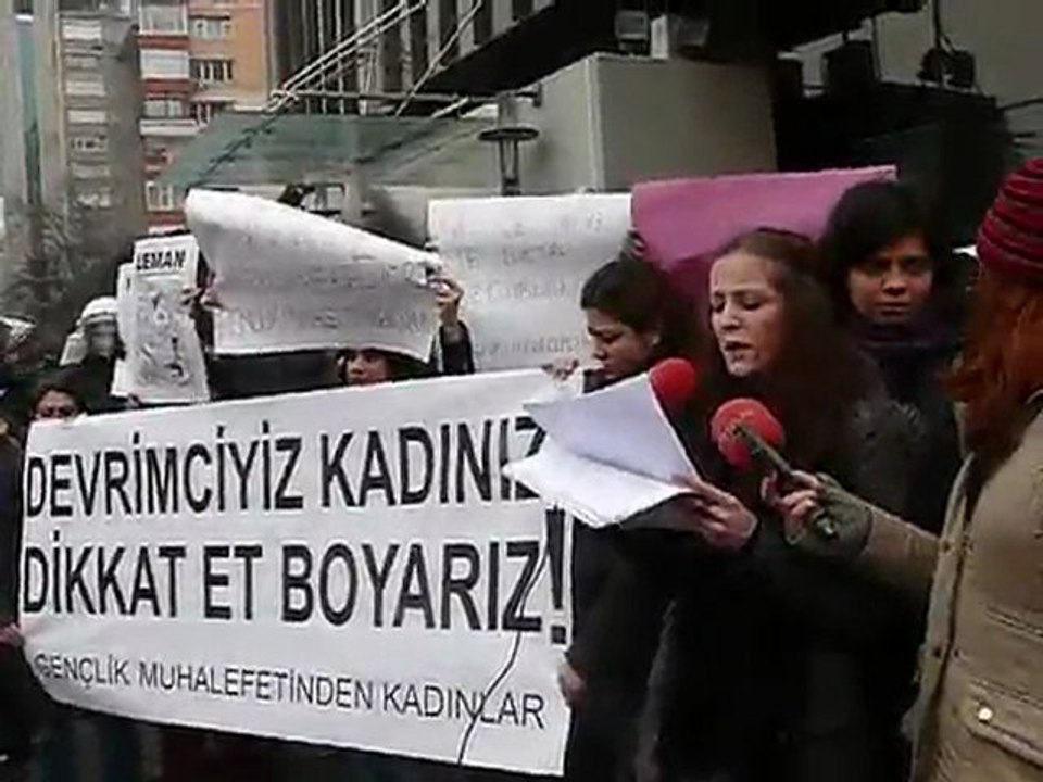kadınlar ardıça merdane hediye etti
