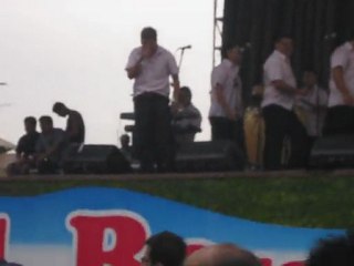 johncito nos manda saludos tkm... eL REMANSOOOO