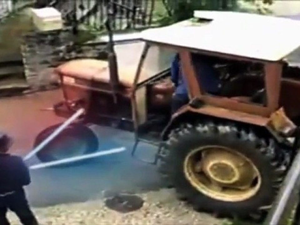 Old Men Lightsaber Duel (Return Of The Geriatric)