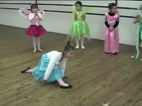 Danse Monique Mufraggi - enfants 3/5 ans - février 2011