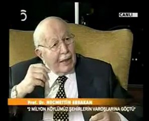erbakan hocanın duygulandığı an