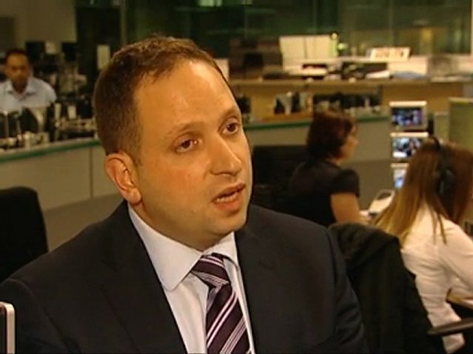Broadband 'half advertised speed'