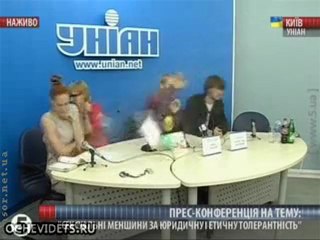 La sala conferenze diventa un campo di battaglia