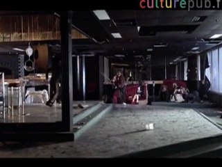 Kitten head humanoid fight /Corolla