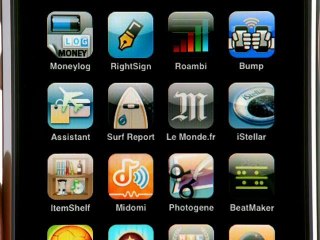 Apple Pub : Spot TV iPhone 3GS "Passer le temps" (VF - 2009)