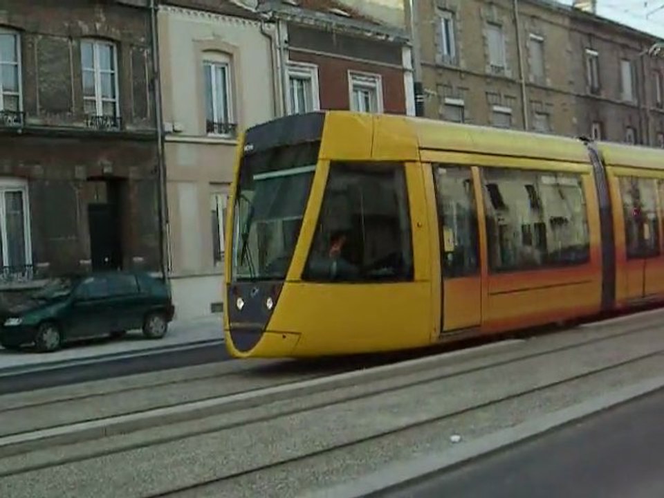 tramway de reims en service le18 avril 2011