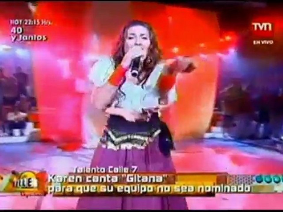 Calle 7 Karen Paola canta  gitana