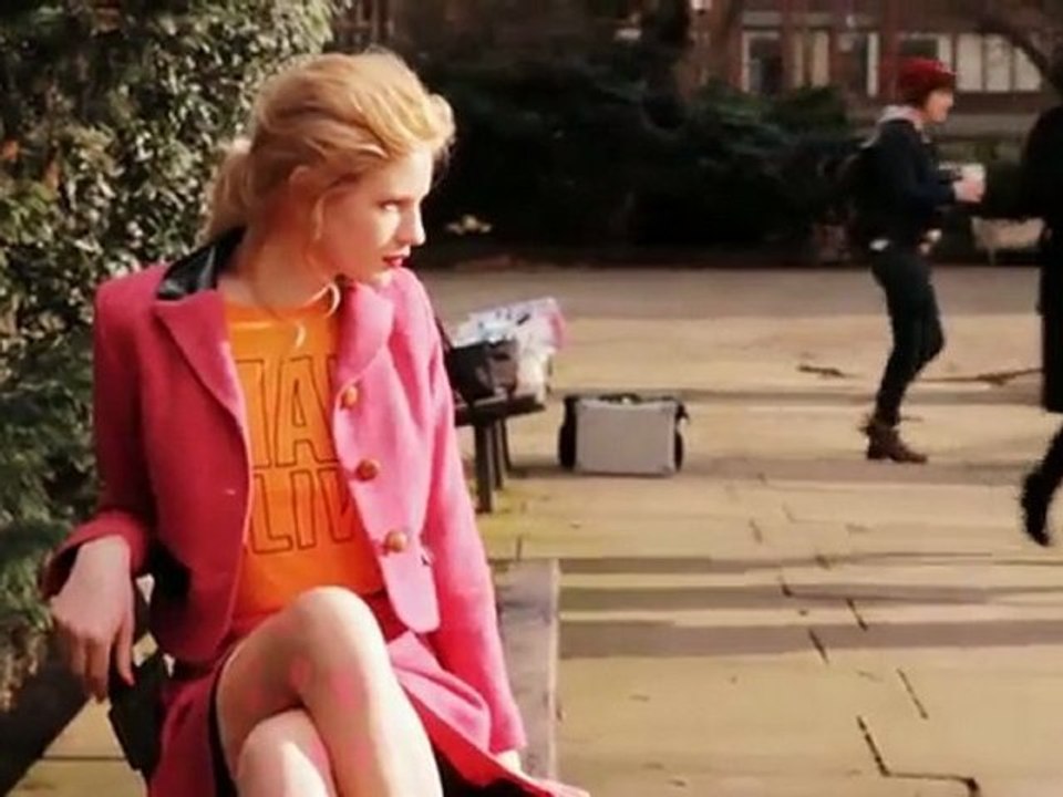 Henry Holland paints the streets of London red with Evoque iPhone app