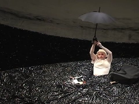 OH LES BEAUX JOURS ( mise en scène B. Savetier )