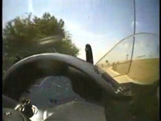 K1200LT UN PETIT FILM MONTAGE AVEC LA MICRO CAM SUR LA MOTO