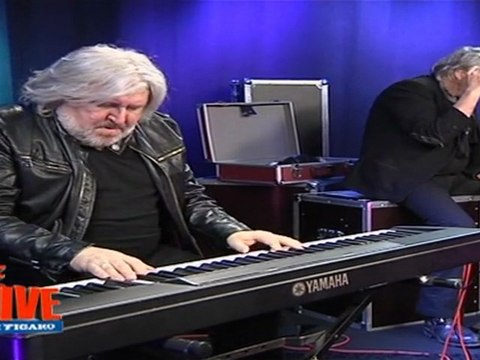 Arno - Elle pense quand elle danse