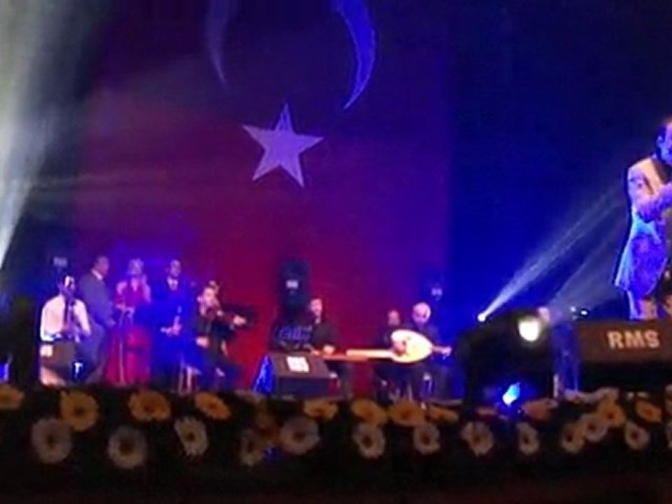 Aydın Tarakçı Rize Konseri Sen Kendin Ettin Dailymotion Video