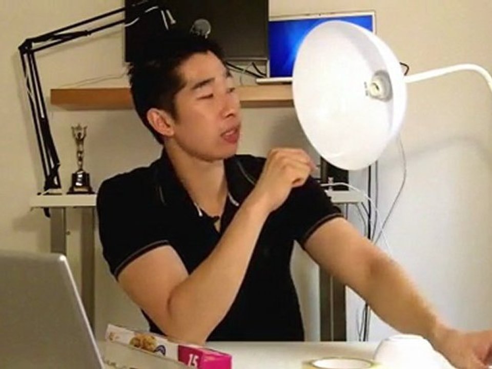 How to Make A DIY Light For Your Videos