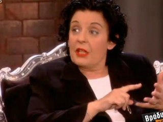 tempo.gr: Η Λιάνα Κανέλλη στον Πέτρο Κωστόπουλο