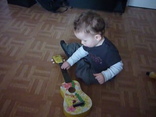 Ptit loulou futur membre d'acdc