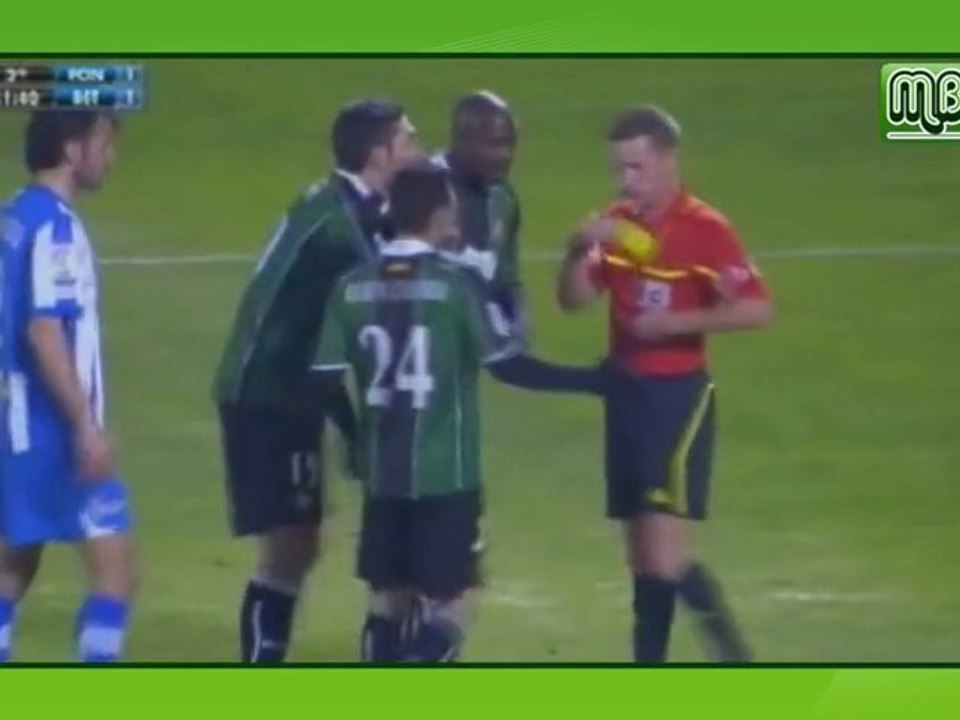 El Betis empató en El Toralín por un Árbitro inconpetente...