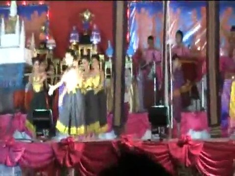 วงโปงลางโรงเรียนผดุงนารี (2) 4มี.ค.2554