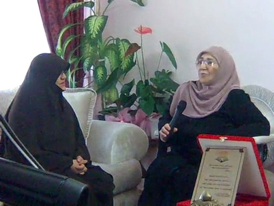 Şule Yüksel Zamanın Zeynebi Derneğine konuştu