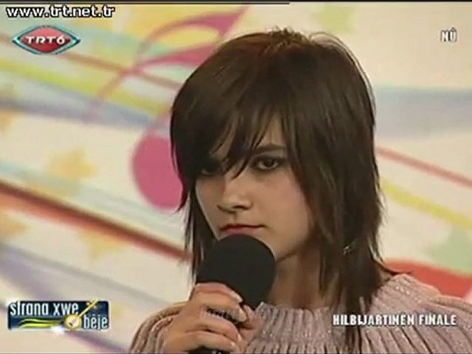 1 Aylin Demir Strana xwe bêje Nilbijartinên finalê