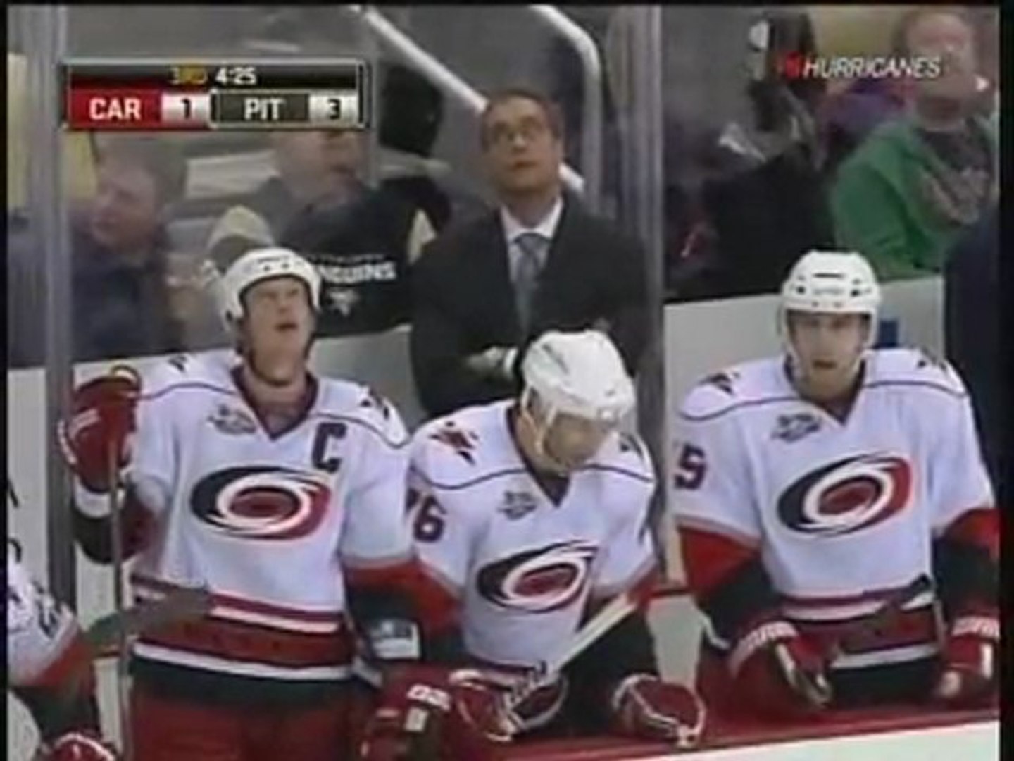 ⁣Hurricanes - Penguins Highlights (1/22/11)