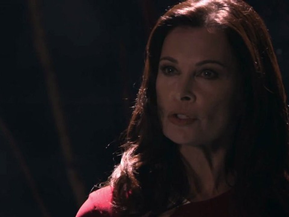 V - 2x09 - Devil in a Blue Dress - Sneak Peek #01