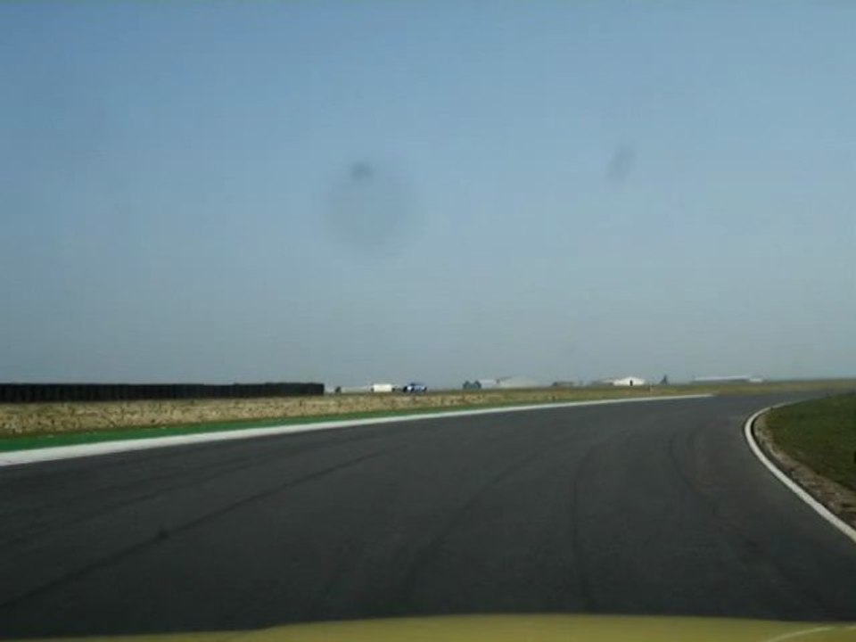 Leon cupra r circuit de fontenay le comte 05/03/11