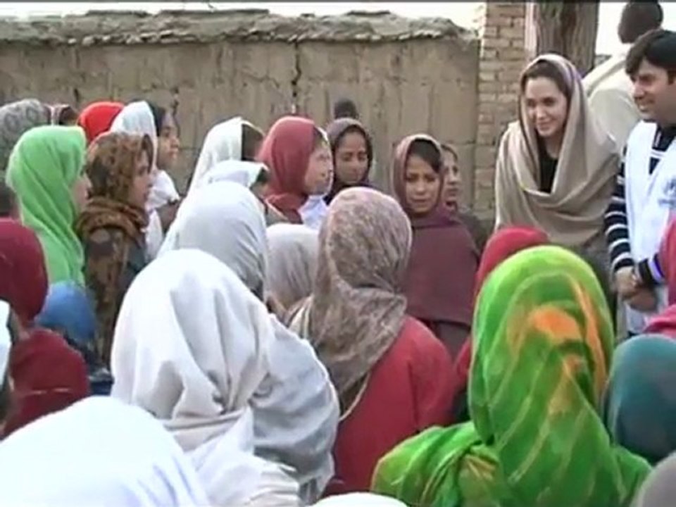 Angelina Jolie   Son cri pour la Libye et la Côte d`Ivoire