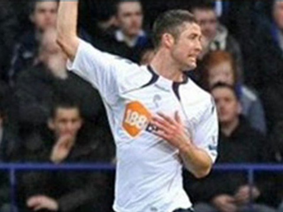 Bolton 3-2 Aston Villa Cahill double, Klasnic great-strike