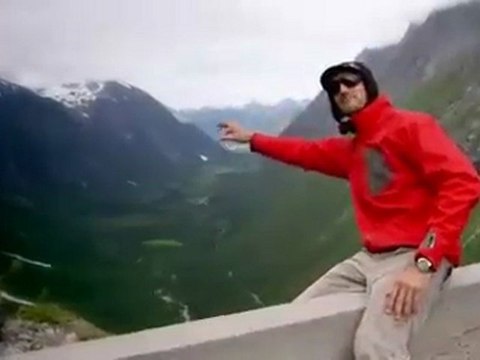 Wingsuit Base Jumping