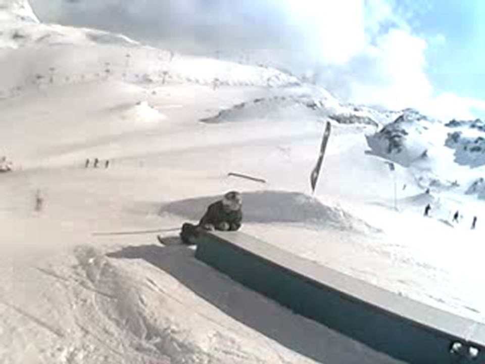 Oscar-Box-Slide180