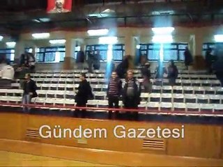 Nesibe Aydın-AGİAD Maçında Yumruk Atıldı