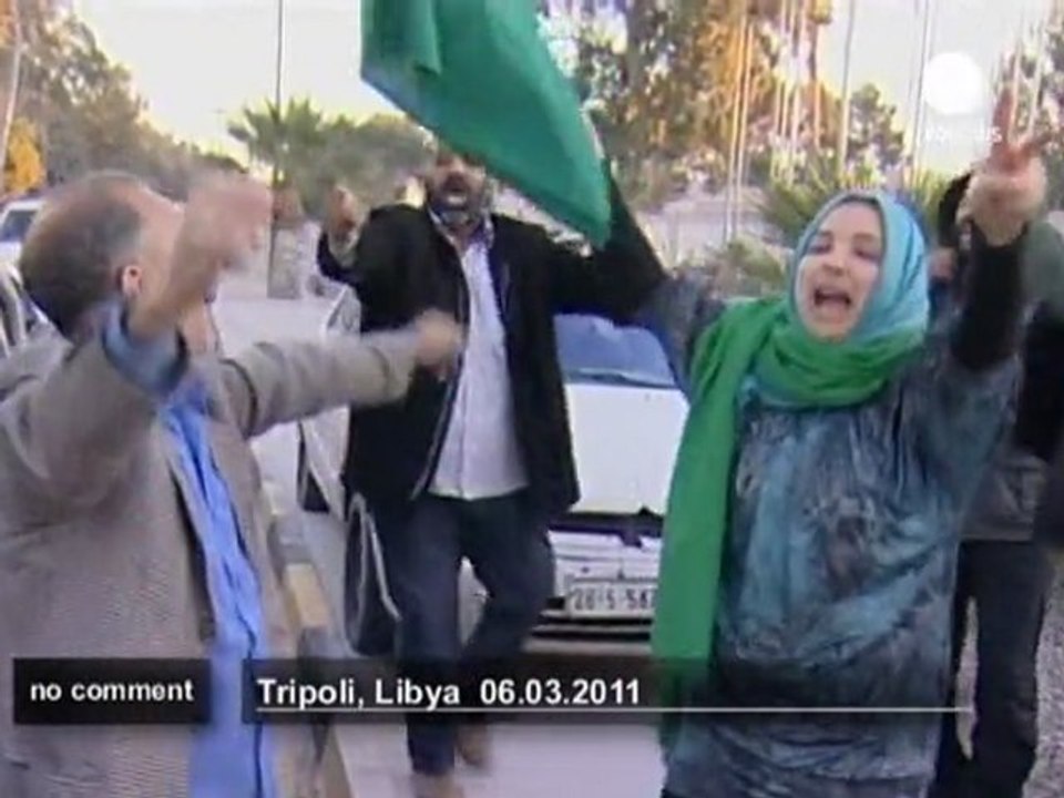 Gaddafi supporters celebrate "victories" in... - no comment