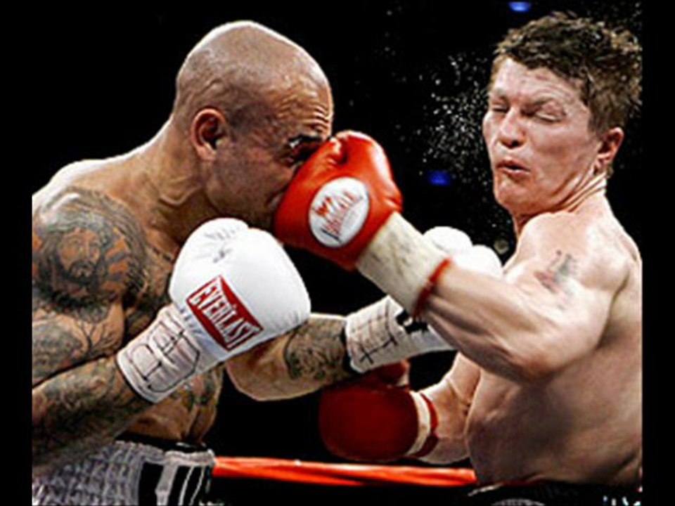 Hold On Montreaux Northwich Rock Band