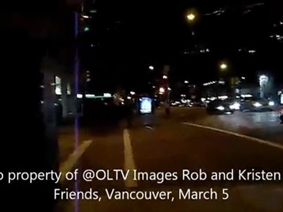 Robert y Kristen de paseo por las calles de Vancouver!