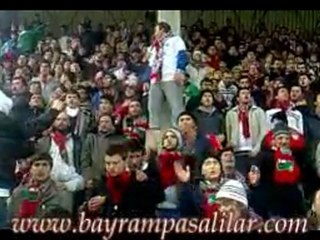 Seviyoruz Deli Gibi - www.bayrampasalilar.com