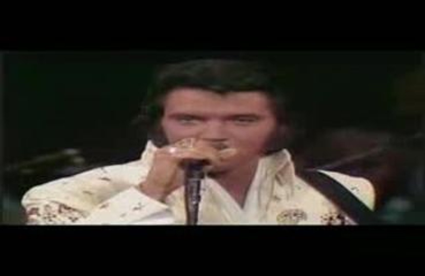 ⁣Elvis Presley Burning Love