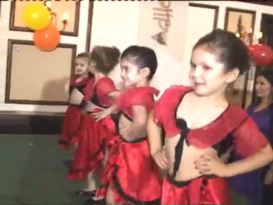 Meydan Yıl Sonu 2010 Gösterisi Topkapı Palace Part 1