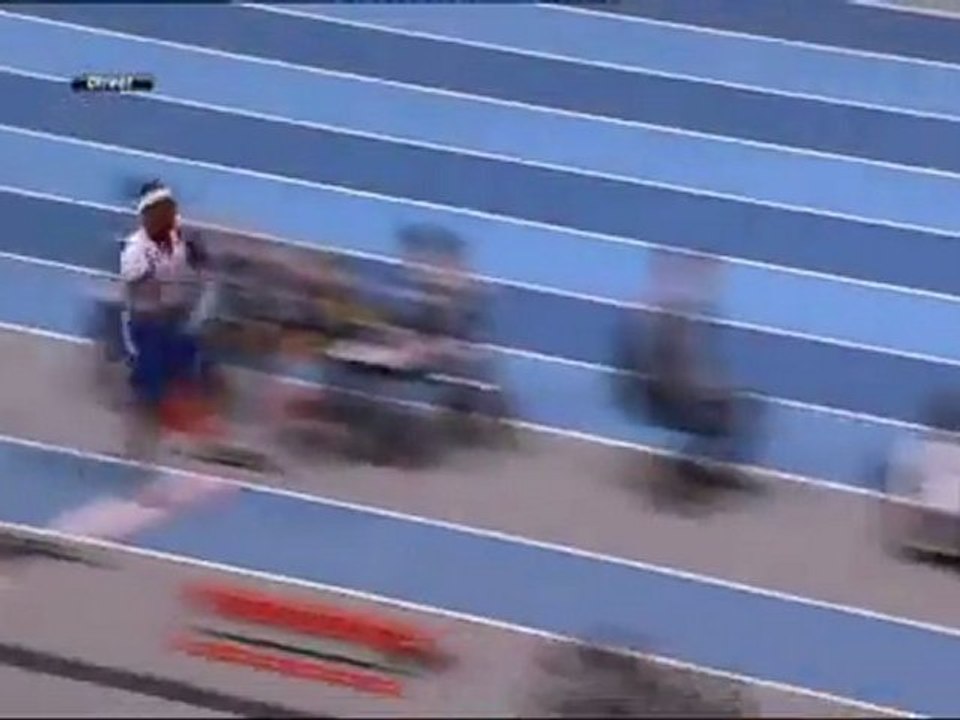 Triple saut Bercy 2011 Tamgho 17m92 RM en français