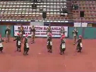 Ali Kale İlköğretim Okulu Halk Oyunları Ekibi