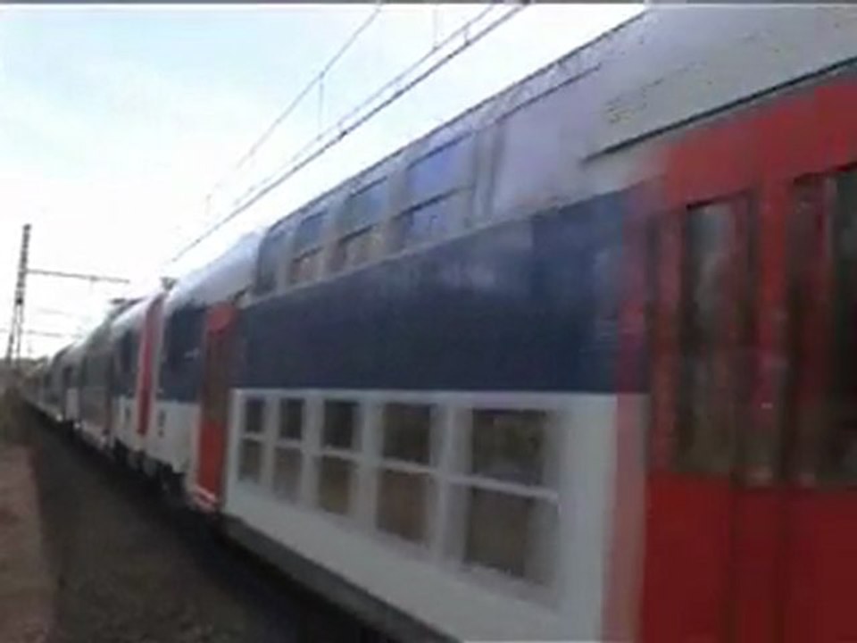 Depart d'une UM Z5600 de thomery