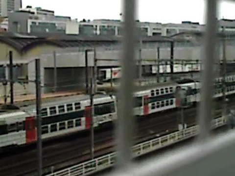 Z20900 UM PART DE Bibliothéque François Mitterrand