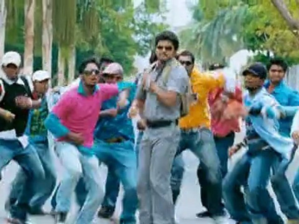 Kaavalan -Step it up [Tamildivxstation.ch]