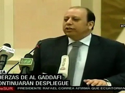 Tropas leales a Gaddafi avanzan hacia el este para tomar el