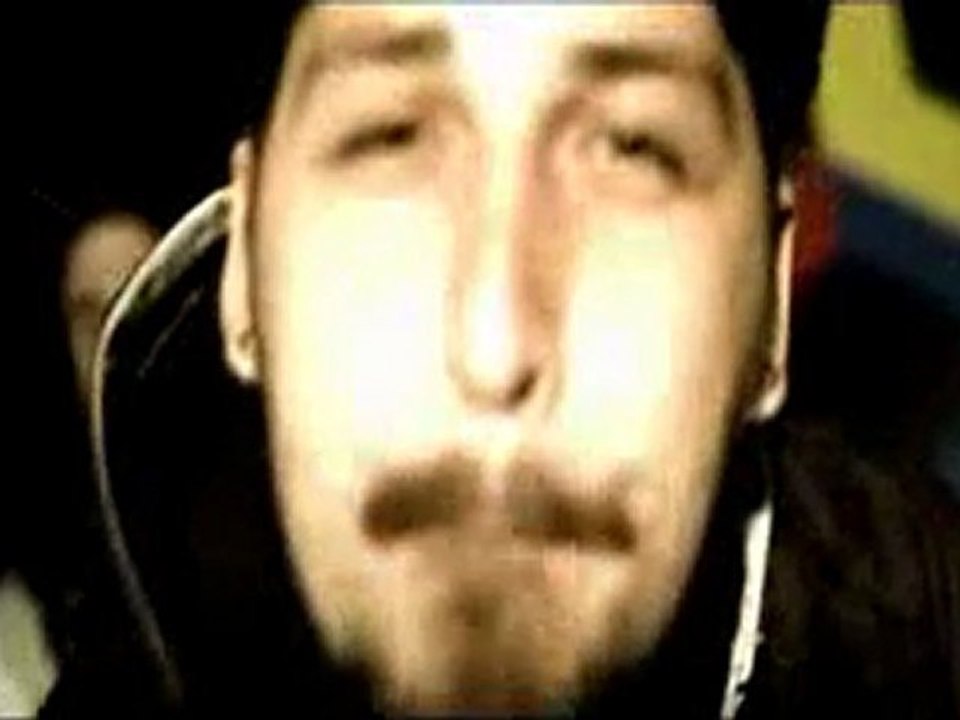 Abluka Alarm Feat Sagopa Kajmer - Unut Dedi Hatıram